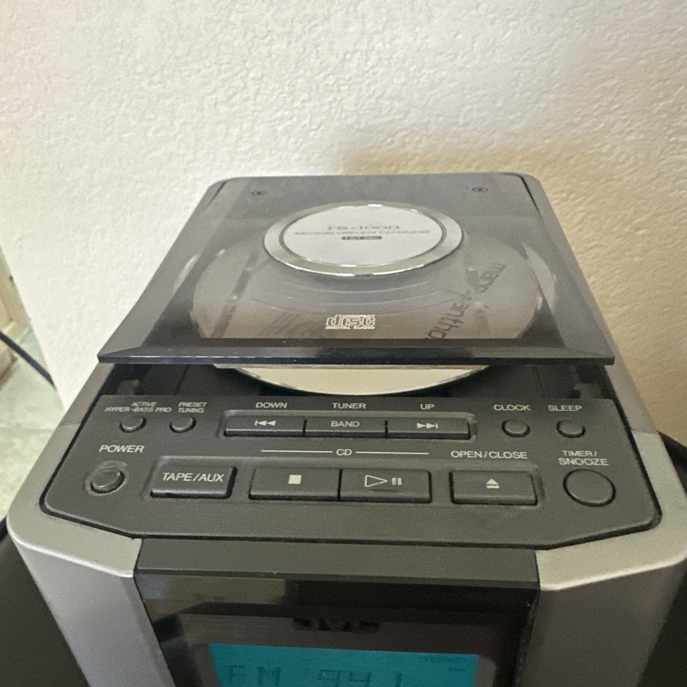 JVC FS-7000 Ultra Compact CD Receiver System Powers up or parts