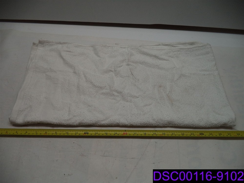 Qty = 72: 24" x 48" White Towels