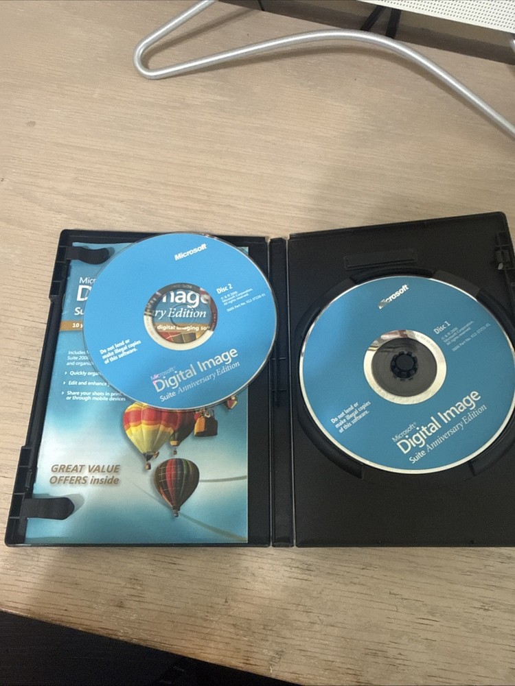 Microsoft Digital Image Suite 2006 PC, 2 Disc Set, photo editing, and Organizing