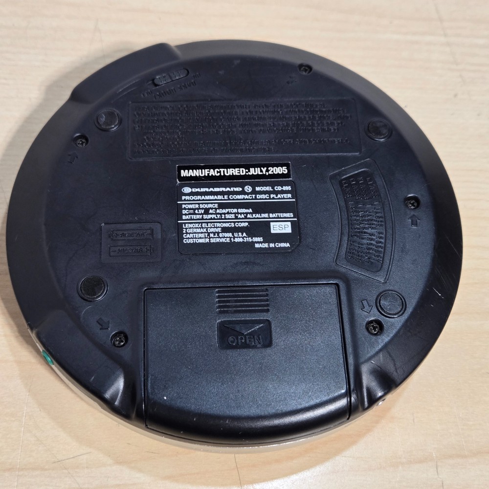 Durabrand Portable Digital CD Player Model CD-895 Black/Silver - TESTED, WORKING