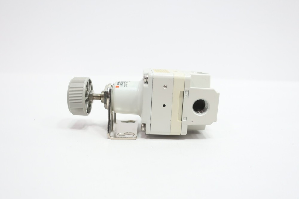 Smc IR2000-02B Pneumatic Regulator 1/4in Npt 1mpa