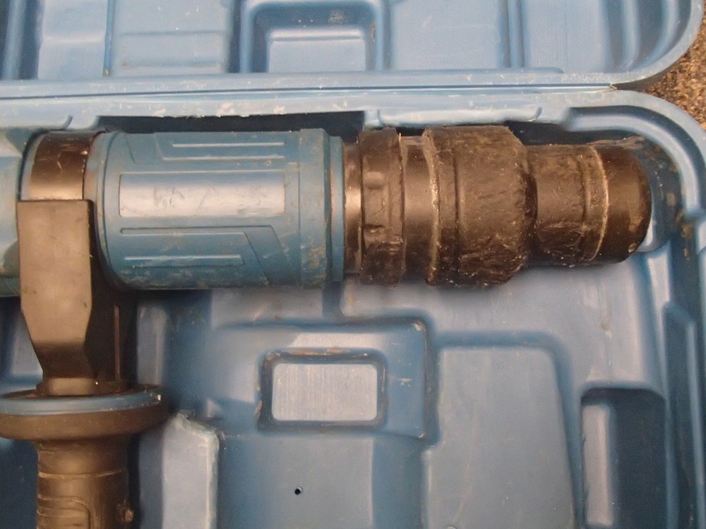 HERCULES Demolition Hammer Drill – Model HCE33 in Hard Case