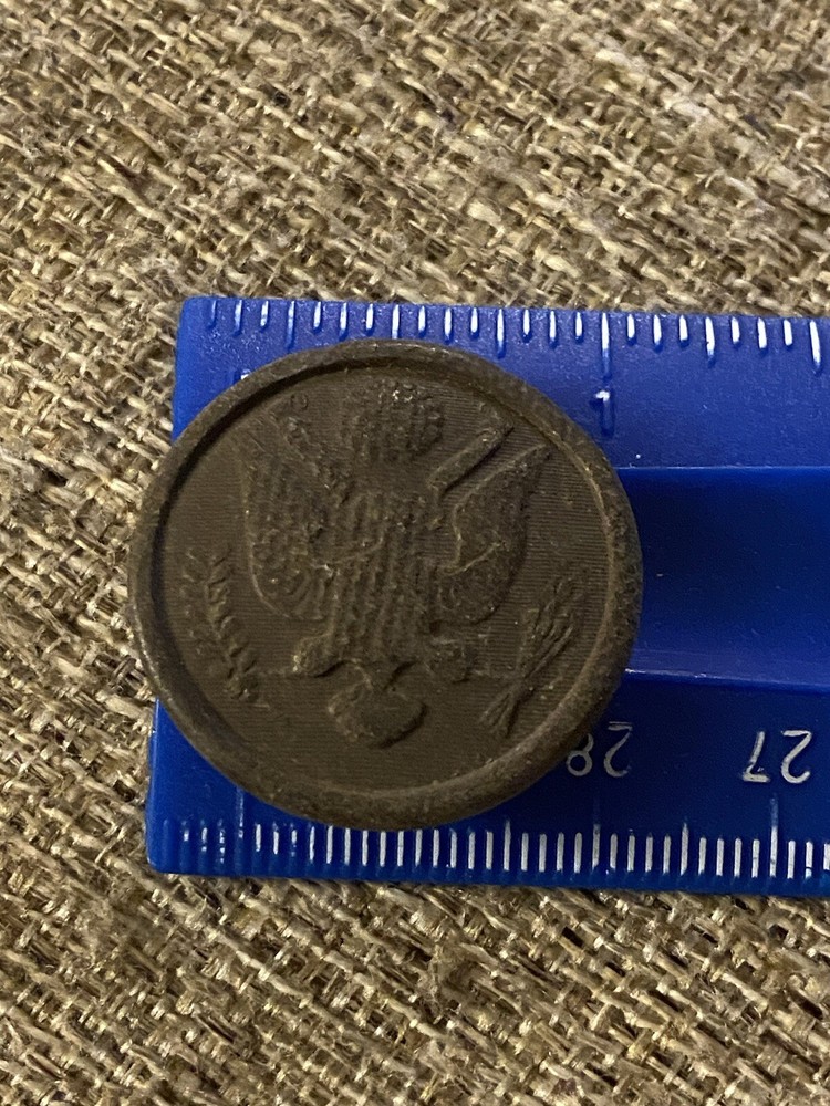 WWI US Army Button Eagle Variation INV7791