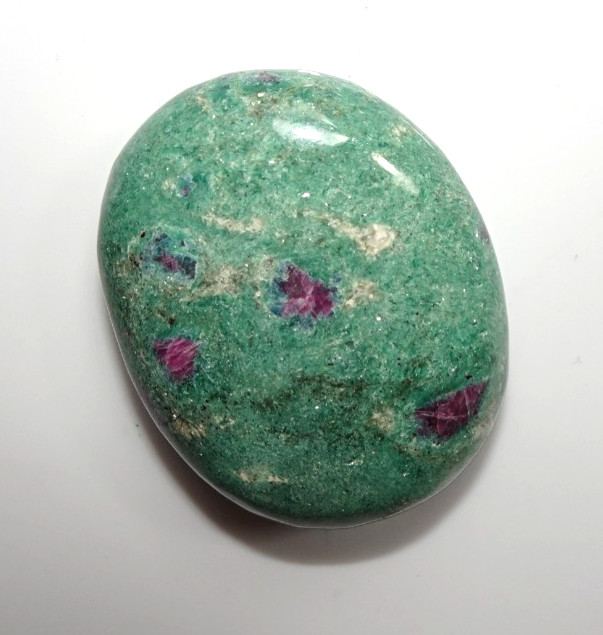 Ruby Fuchsite Palmstone - India sc1007