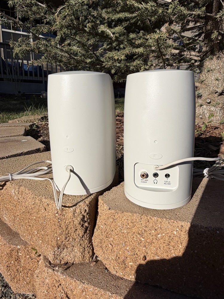 Boston Acoustics BA265 computer speakers