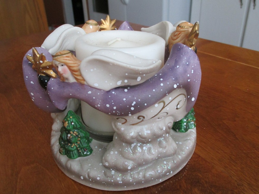 CHRISTMAS ANGELS CANDLE HOLDER