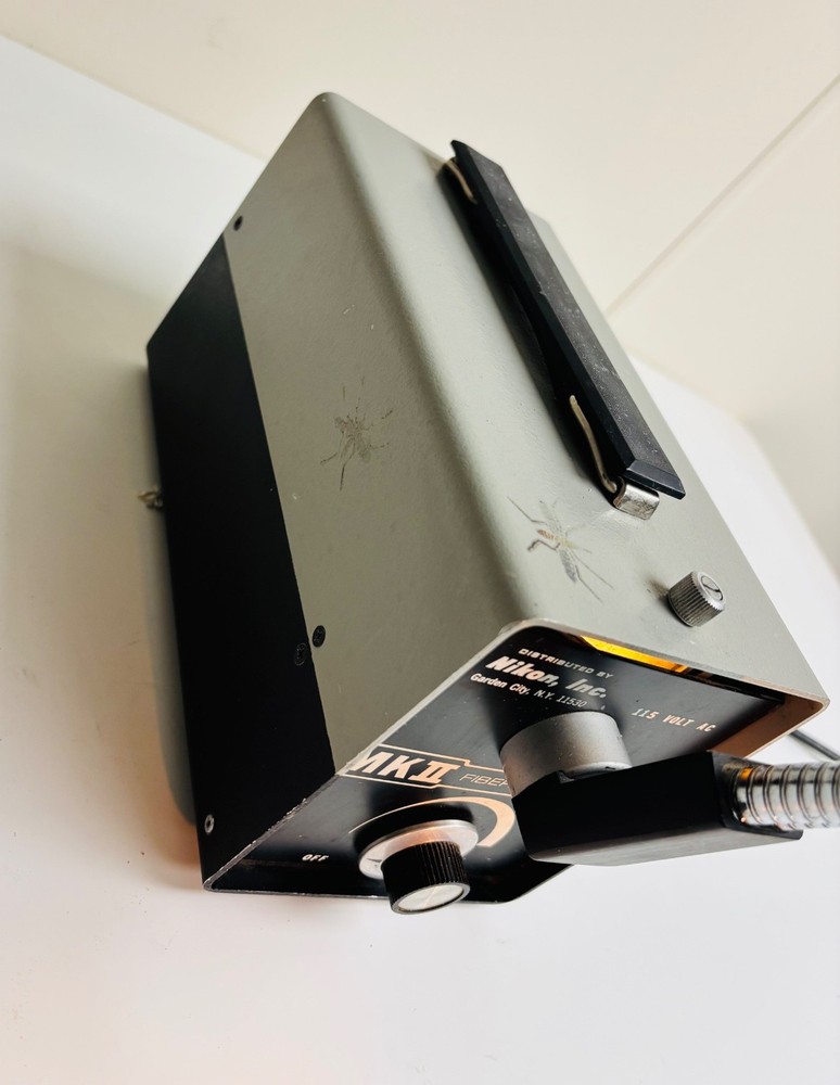 Nikon MK II Optical Ligh Source