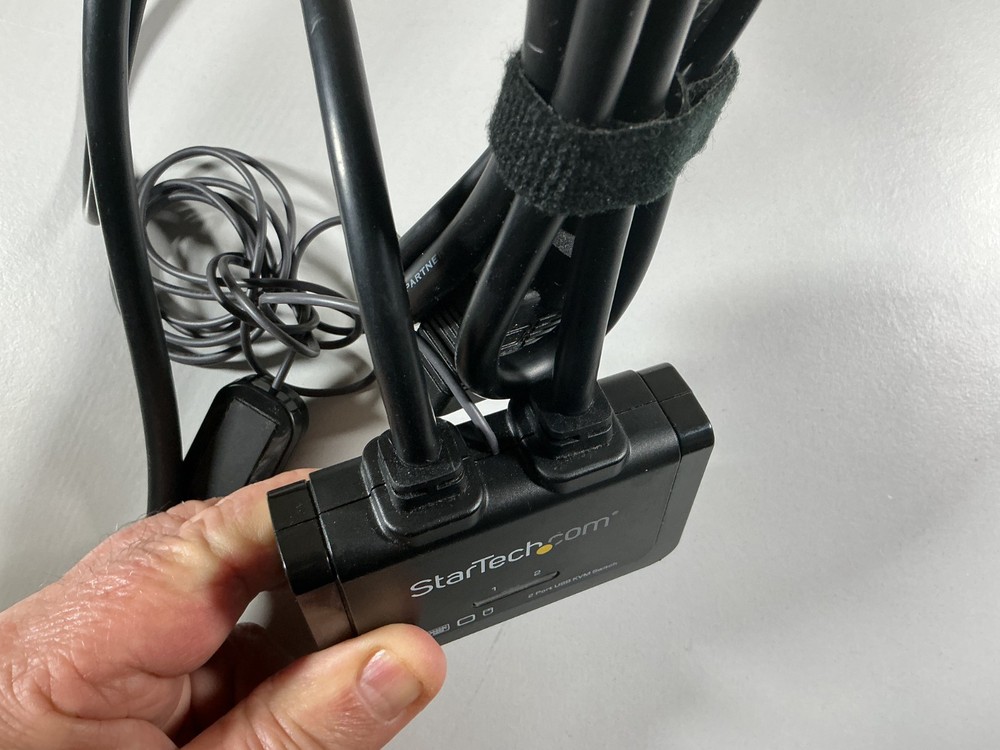 Startech.com 2 Port USB KVM Switch SV211USB