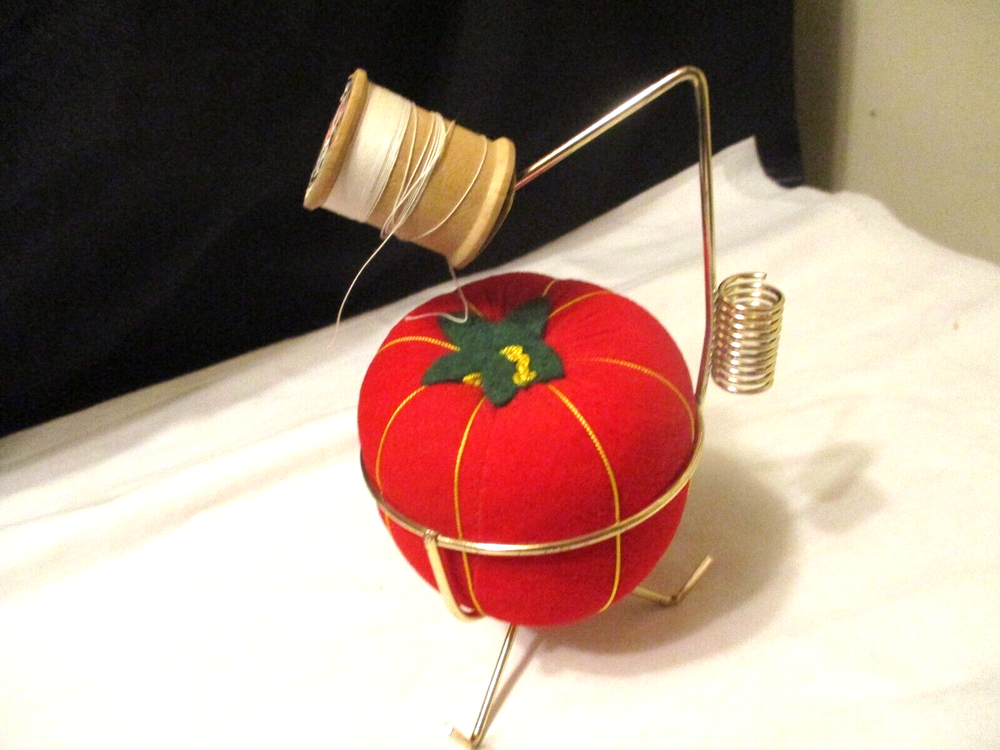 Large Sewing Tomato and Caddy Japan