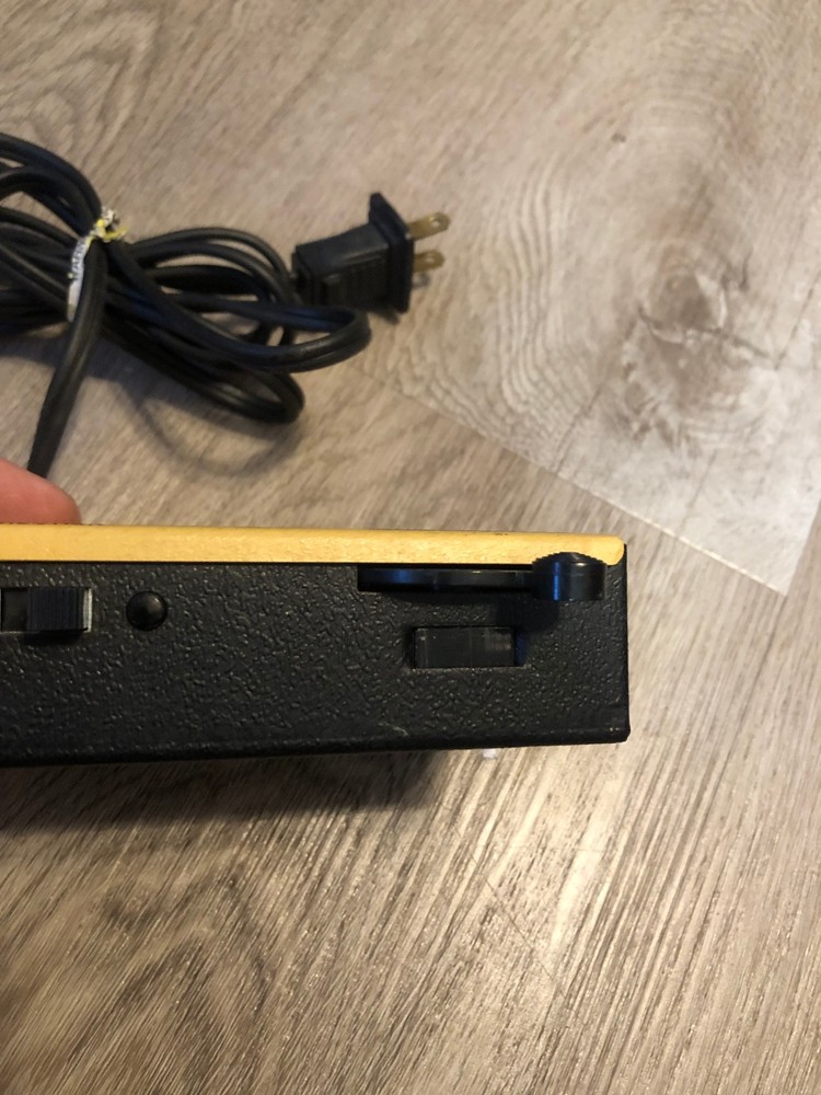 AHM Model 70277 HO Model RR Train Transformer Power Pack Control TESTED