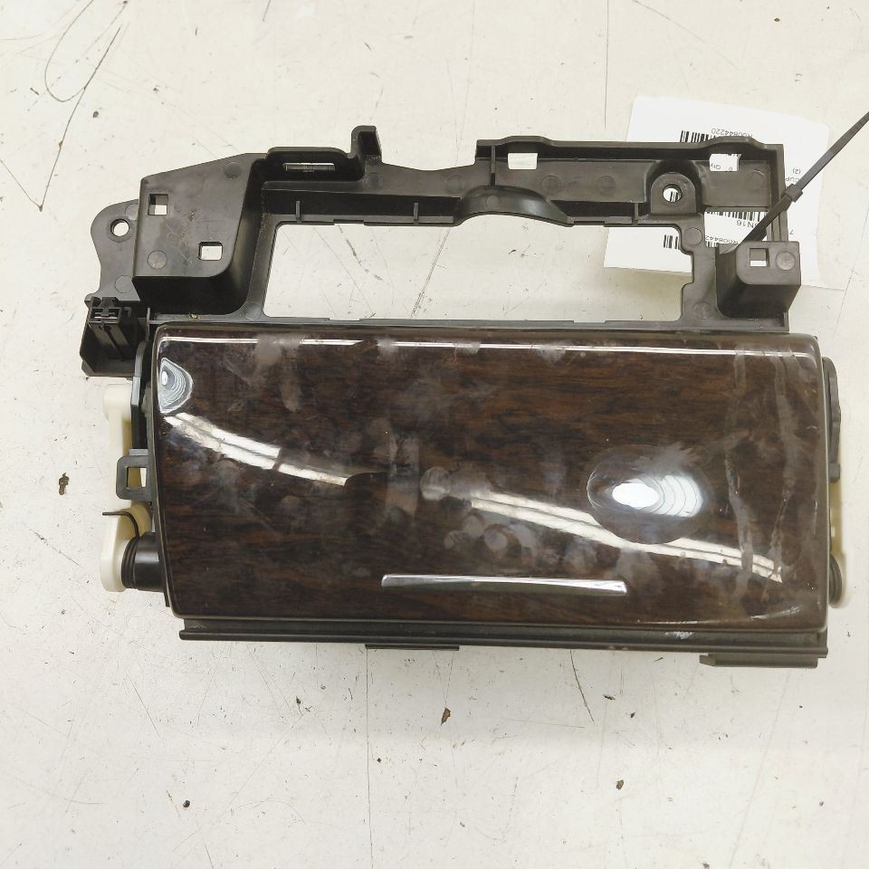 Cadillac XTS Cup Holder      2016 2017 2018