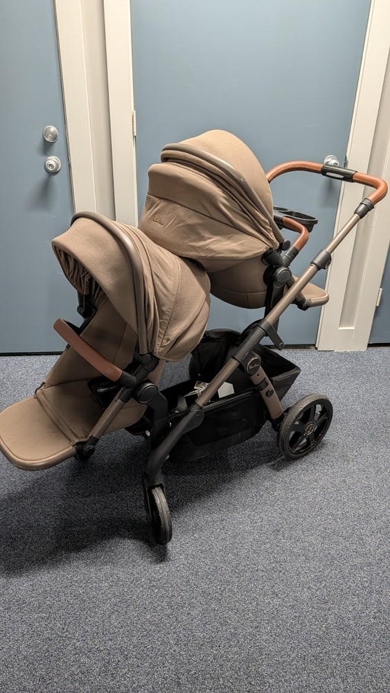 Silver Cross Wave 3 Stroller, Bassinet, Wave Board + Extra Accessories Brown