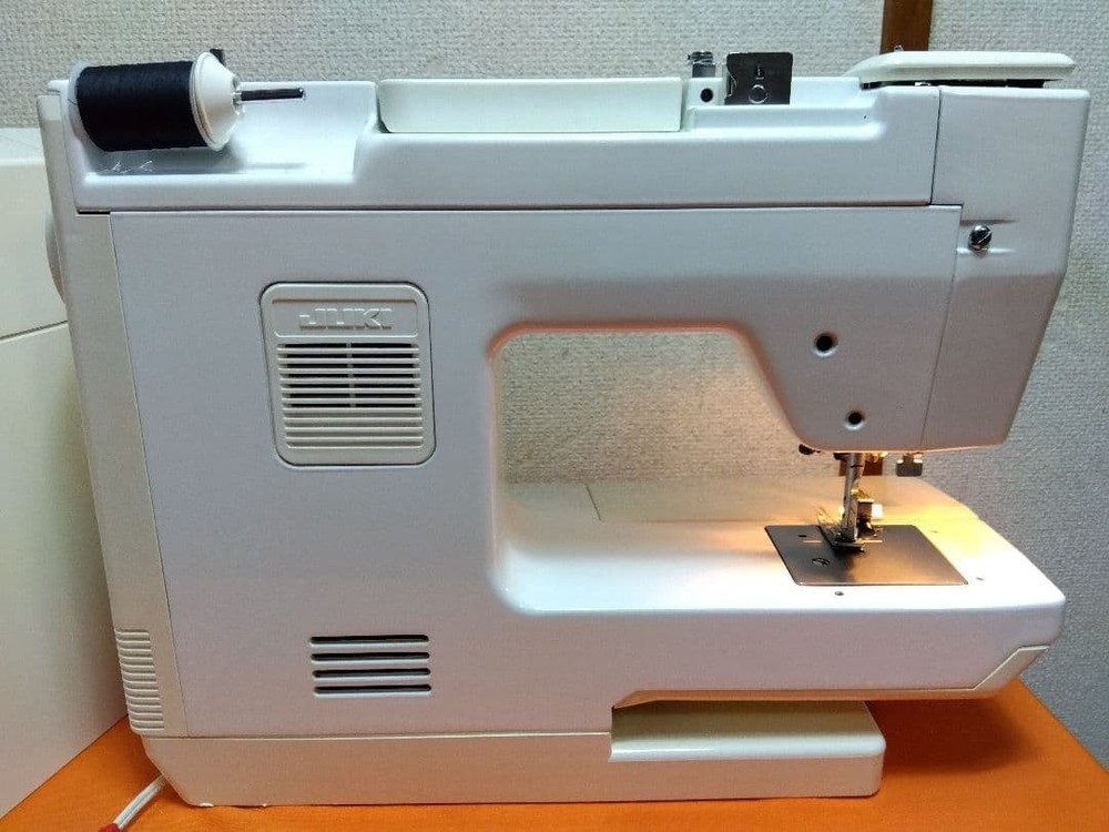 JUKI HZL-7800 Computerized Sewing Machine with Automatic Thread Cutter, Serviced