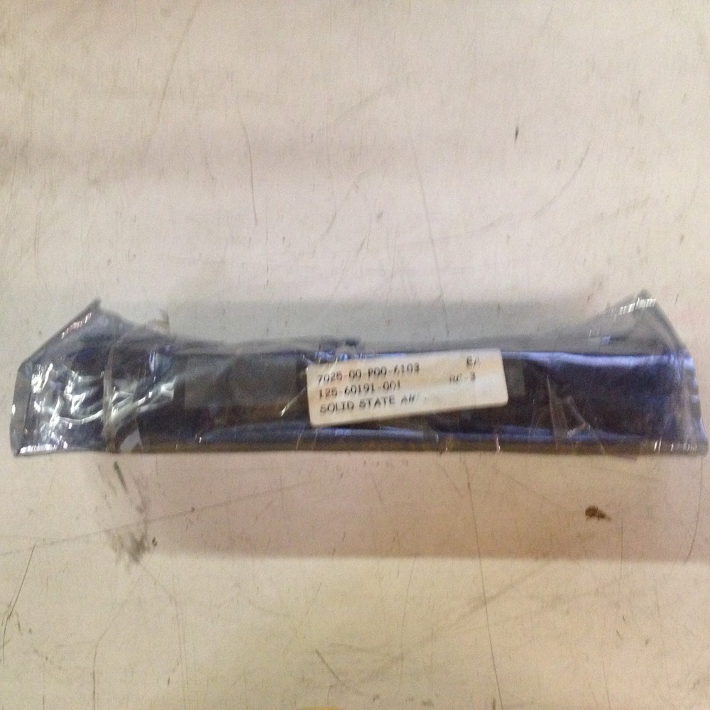 RF Amplifier Radio Frequency AMA1724B21 Solid State 101-10077