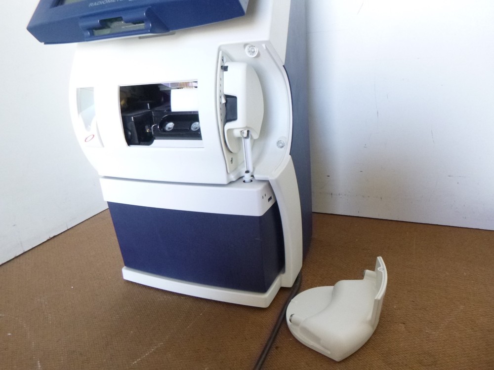 Radiometer ABL90 Flex Plus Blood Gas Analyzer ABL 90