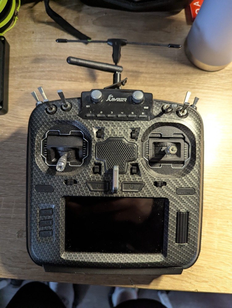 Jumper T18 Console Transmitter 2.4GHz with TBS Crossfire Module