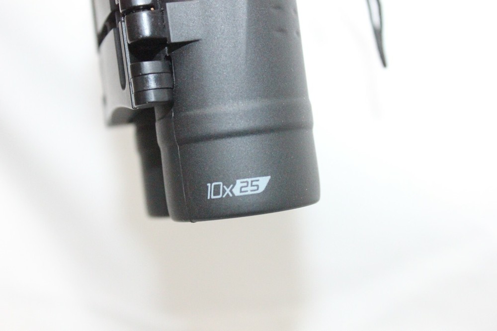 TASCO 10X25 BINOCULAR FOR HUNTING TRAVELLING