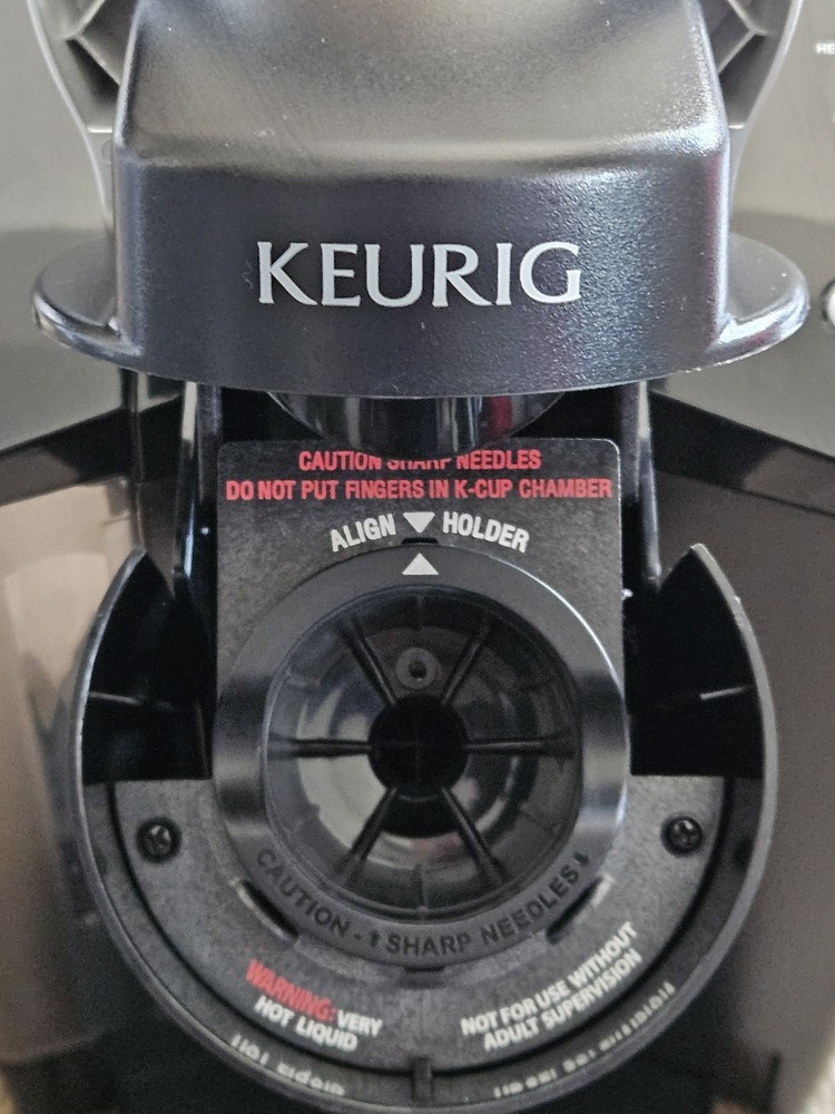 Keurig Single Cup Brewing System Coffee Maker Model B40 NOB