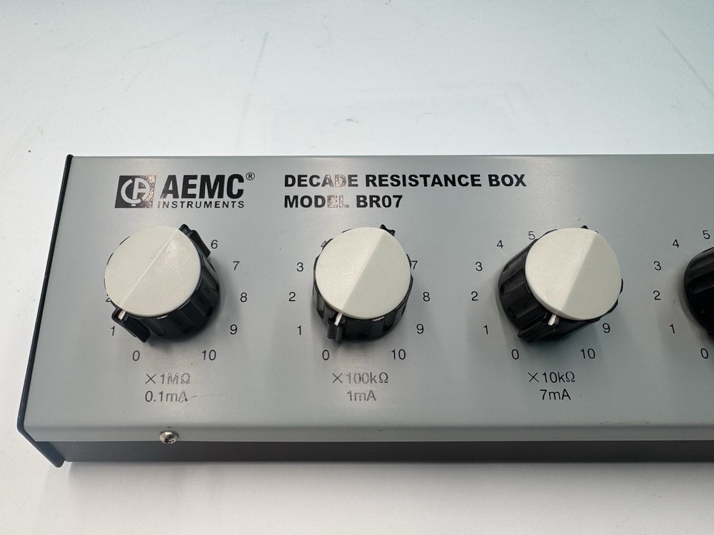 AEMC BR07 Resistance Decade Box for Calibration & Testing — 1Ω to 10MΩ