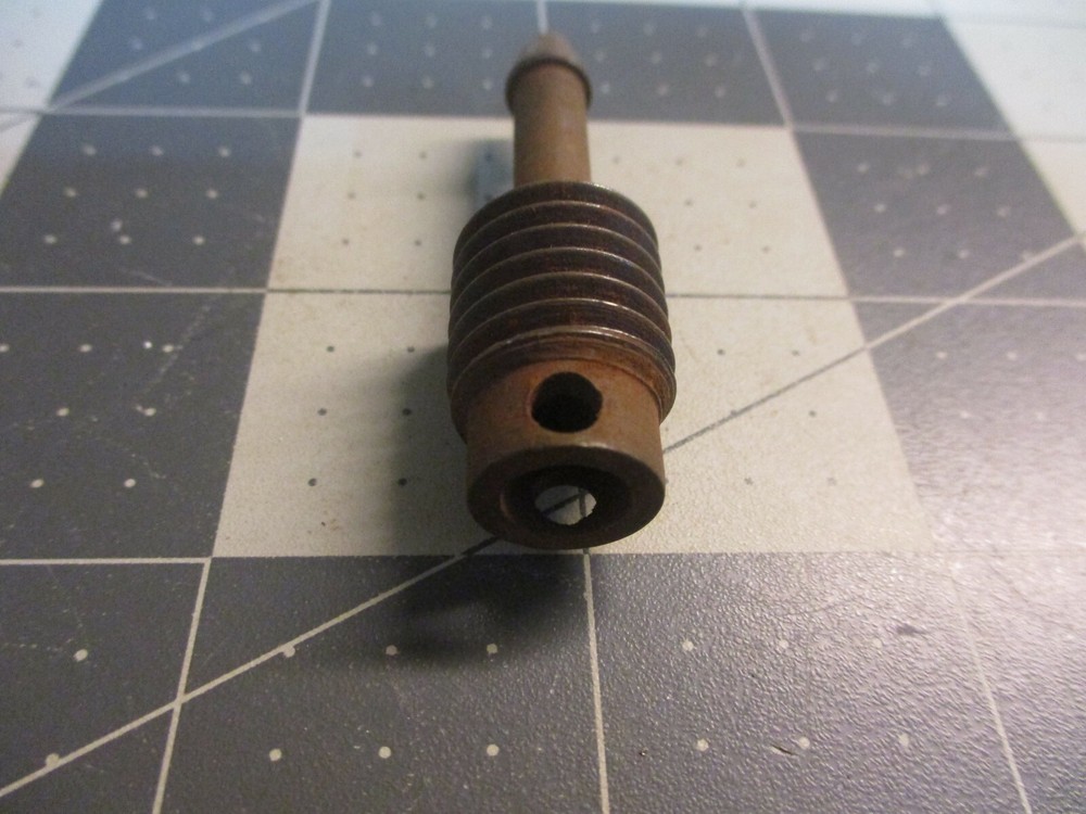 Case IH 3067148R91 Valve