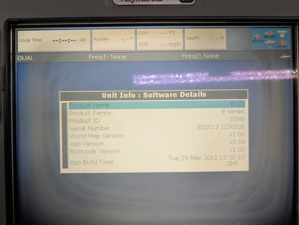 Raymarine E120 Chartplotter