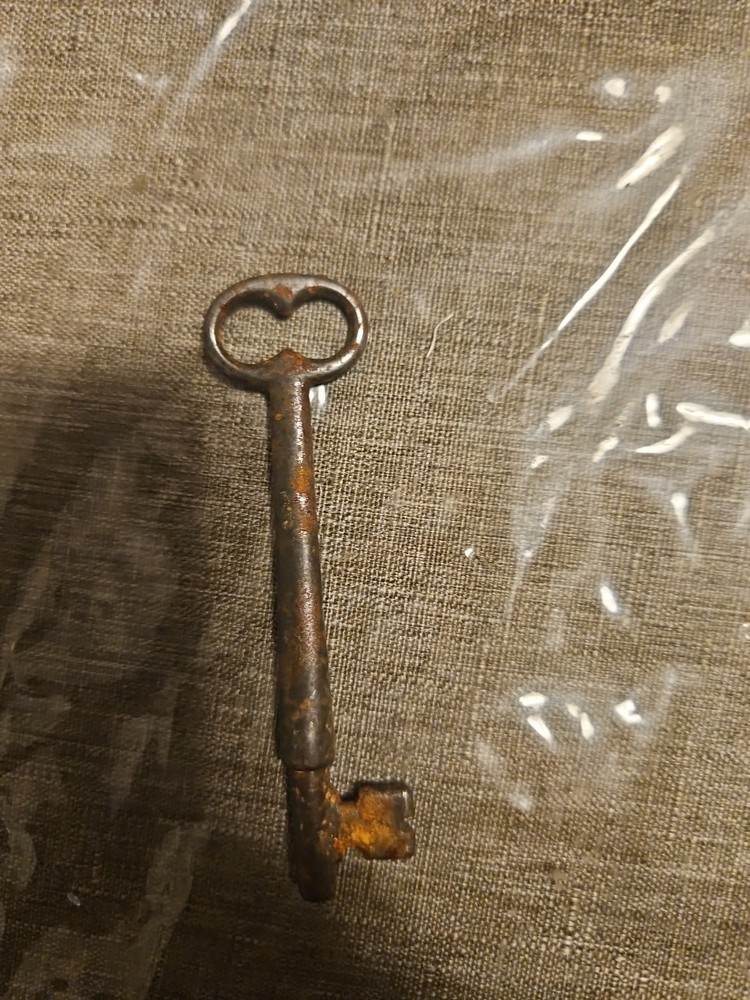 Authentic Antique Rusty Steel Skeleton Key Solid Barrel Collectible Rustic Decor
