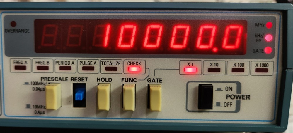 Tektronix CMC251, 1.3GHz Frequency Counter