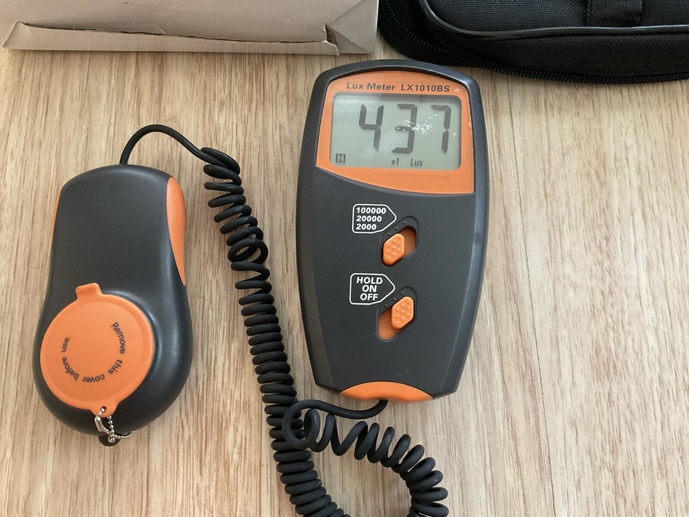 Digital Lux Light Meter LX1010BS-Mastech Luxmeter With Protective Case