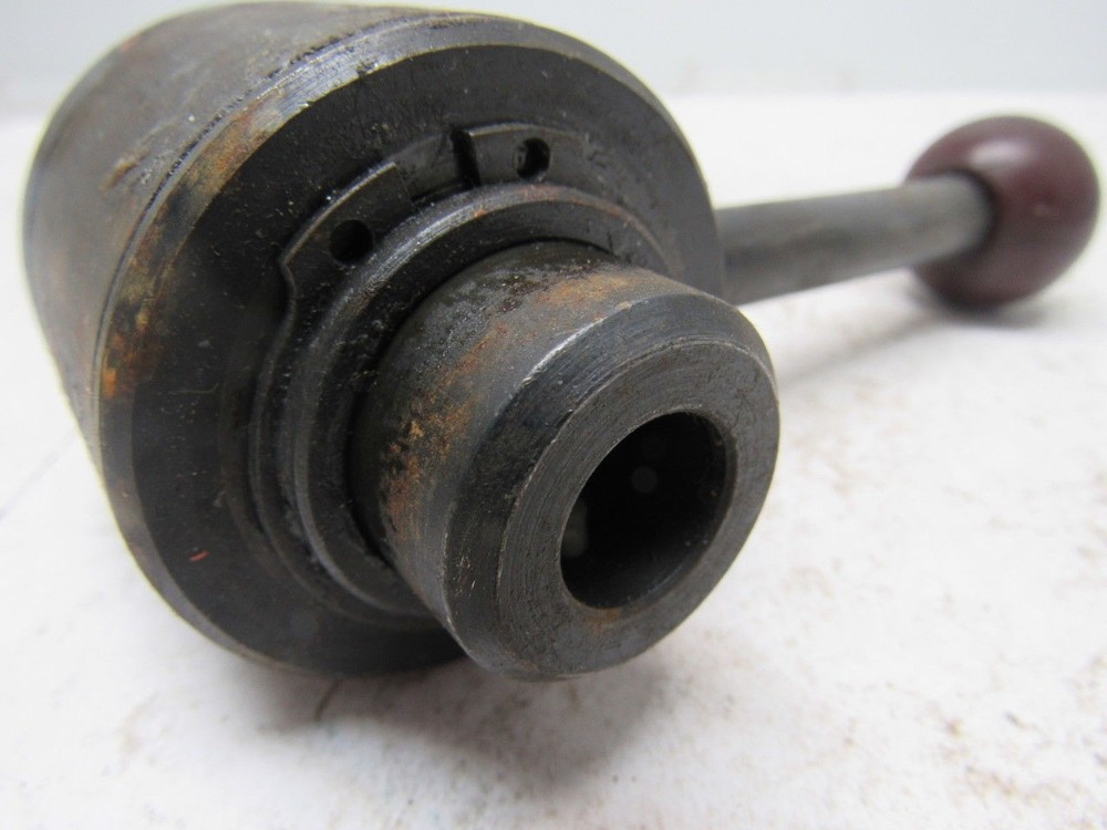 Kipp "Actima" Clamping Device W/Through Hole
