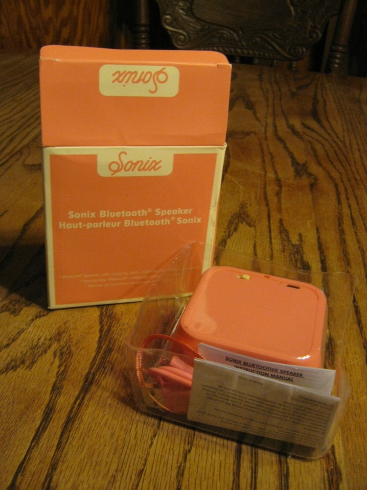 Sonix Bluetooth Speaker USB Charging Cable & Wrist Strap New