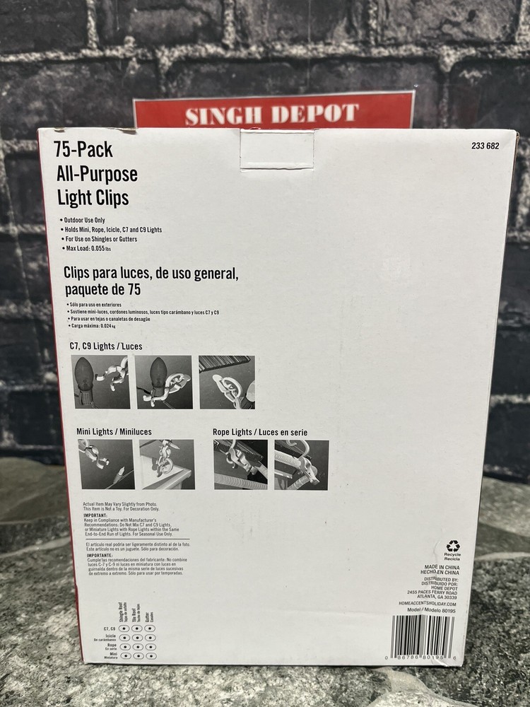 HOME ACCENTS HOLIDAY 75 PACK ALL-PURPOSE LIGHT CLIPS(2 Box)