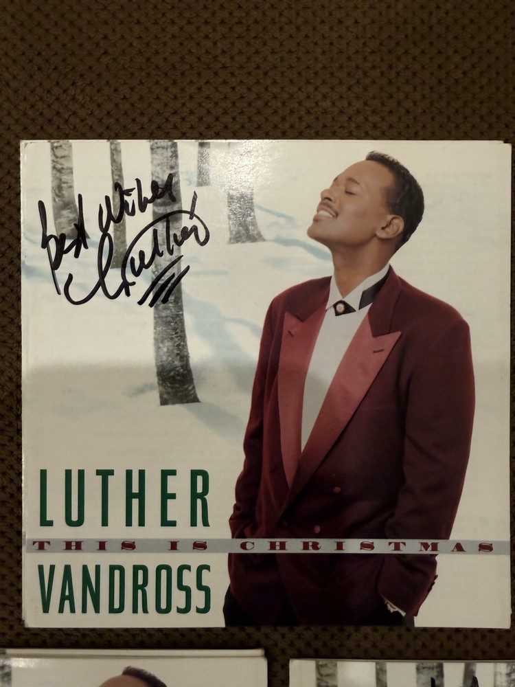 Luther Vandross autographed CD Booklet
