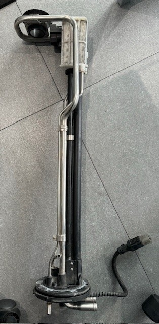 OEM International DEF Sensor Head Unit 4097723C91