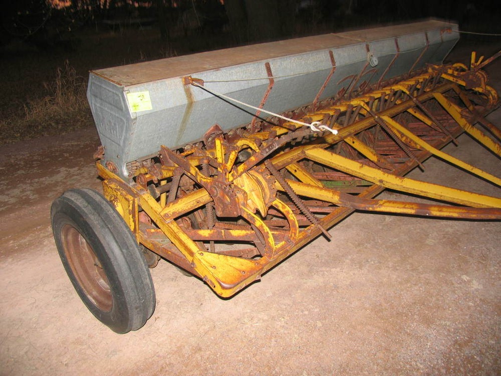 Minneapolis Moline 12' Grain Drill Seeder