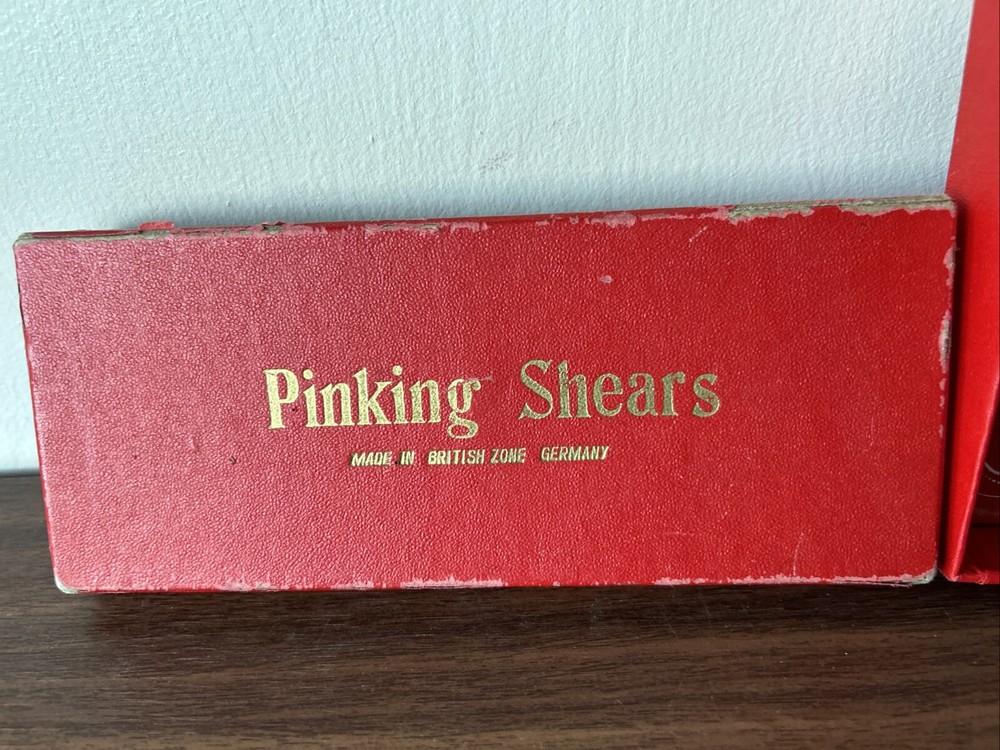 Pinking Shears Made in British Zone Germany E11