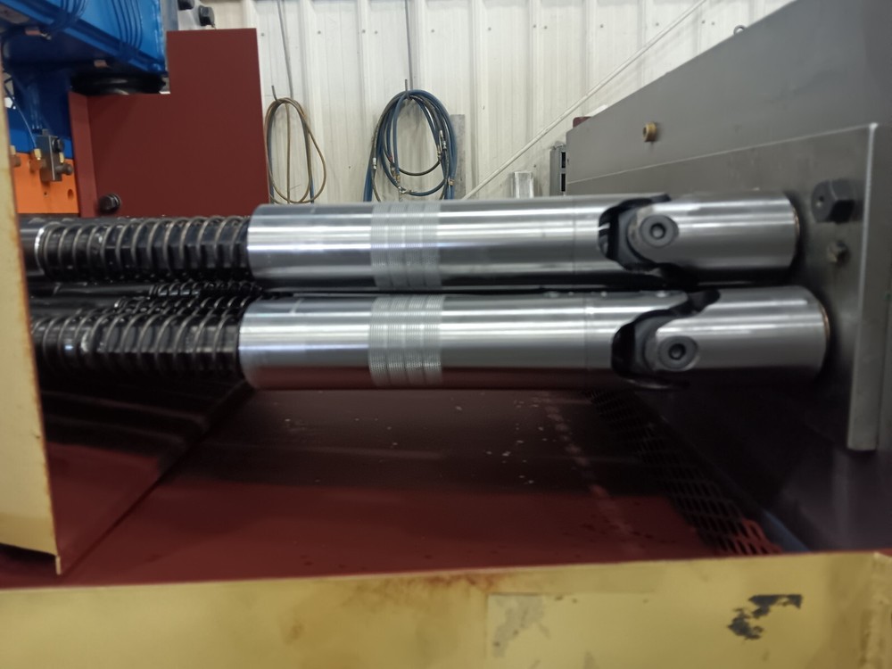 USED HERR VOSS SPINDLES FOR WORK ROLLS ON LEVELER