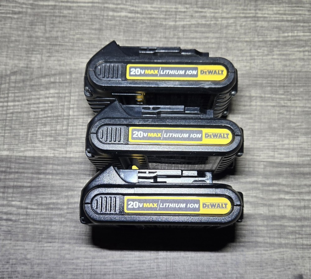 DEWALT Atomic 20V Max Cordless Brushless Compact Drill/Impact Driver Combo Kit