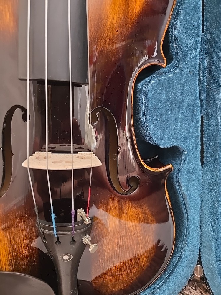 4/4 Violin Antique Style With Extra Strings Bow Case Rosin