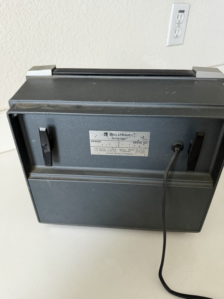 Vintage Bell & Howell 357B 8MM Autoload Projector