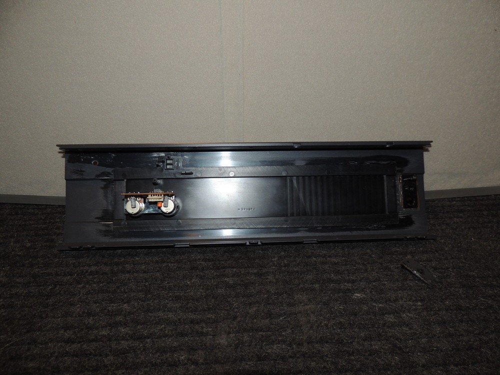 NAD 2600 A Power Amplifier Face Plate