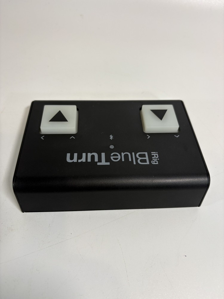 IK Multimedia iRig BlueTurn Bluetooth Page Turner For Iphone, Ipad, Mac, Android