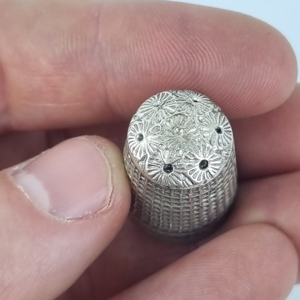 Antique Solid Silver Thimble Chester 1906 Henry Griffith & Sons