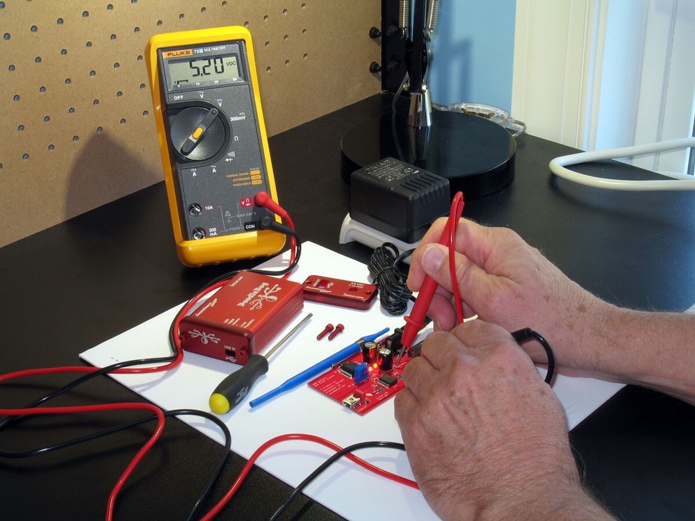 Beezar Audio DoodleBug PCB - USB Isolator & Linear Regulator for DACs