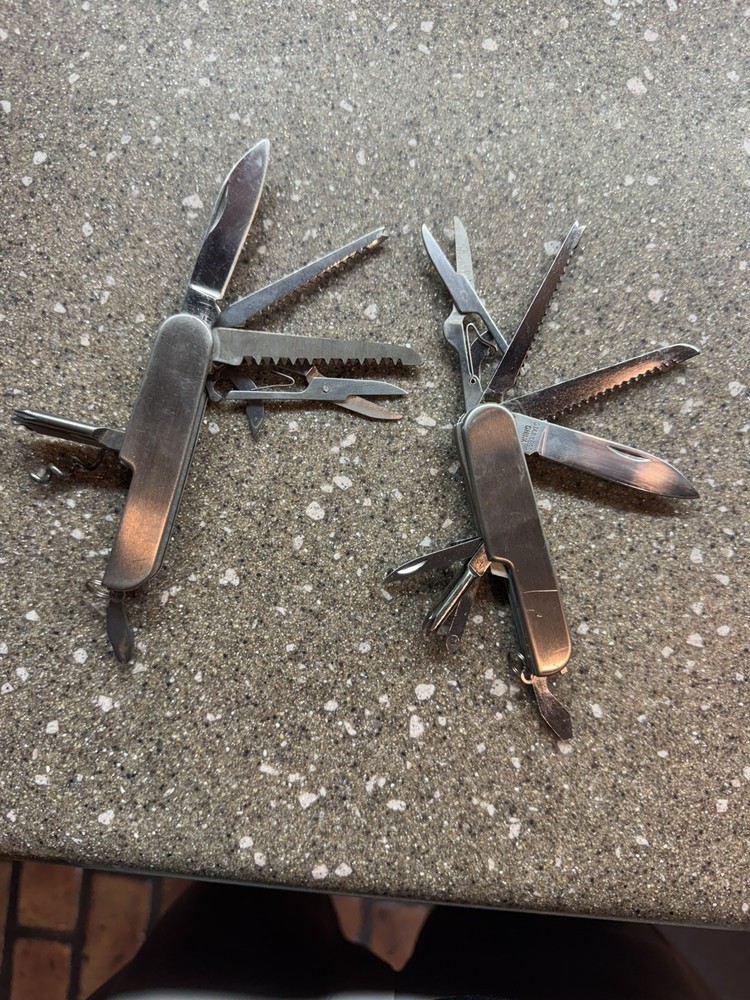 MULTIPURPOSE MULTY FUNCTION KNIFE 2 SEPARATE KNIVES