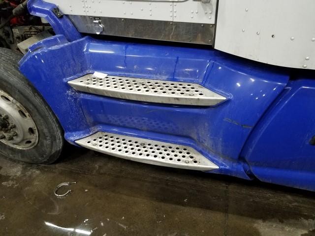 For 2011 KENWORTH T660 SIDE FAIRING Left , IL