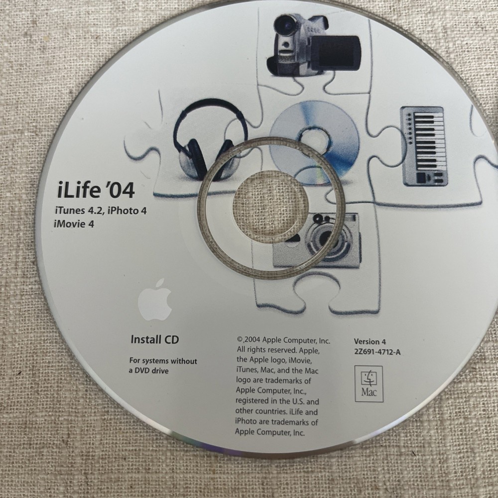 iLife 04 Version 4.0 (CD & DVD Version)s