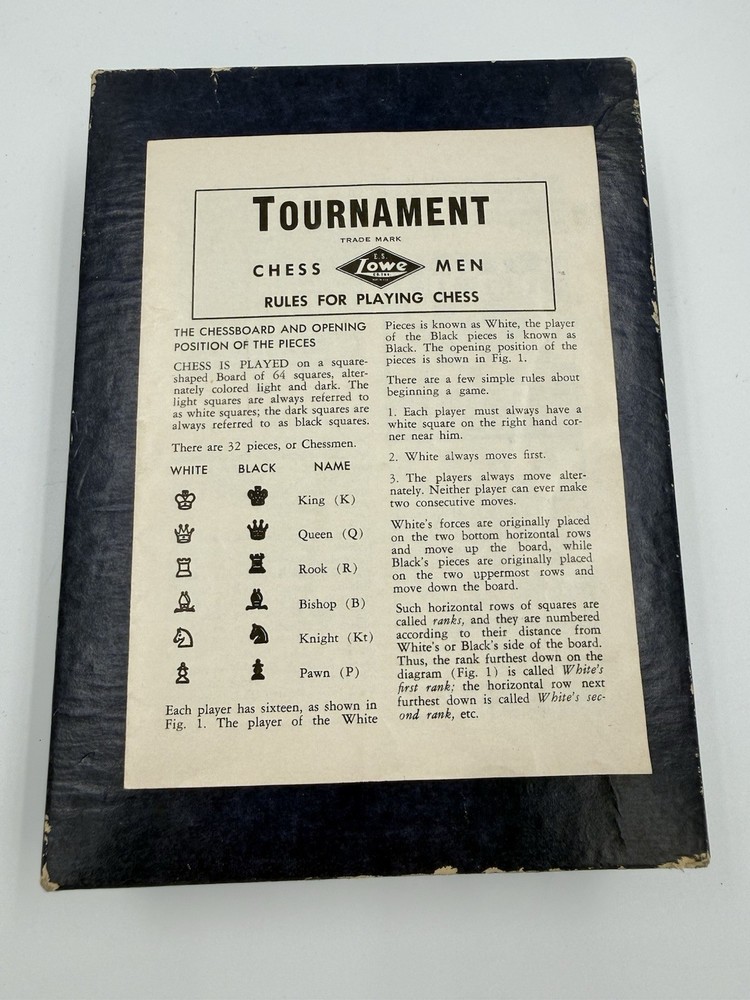 Vintage 1945 E.S. Lowe Tournament Chessmen Plastic Chess Set + Rules No Board