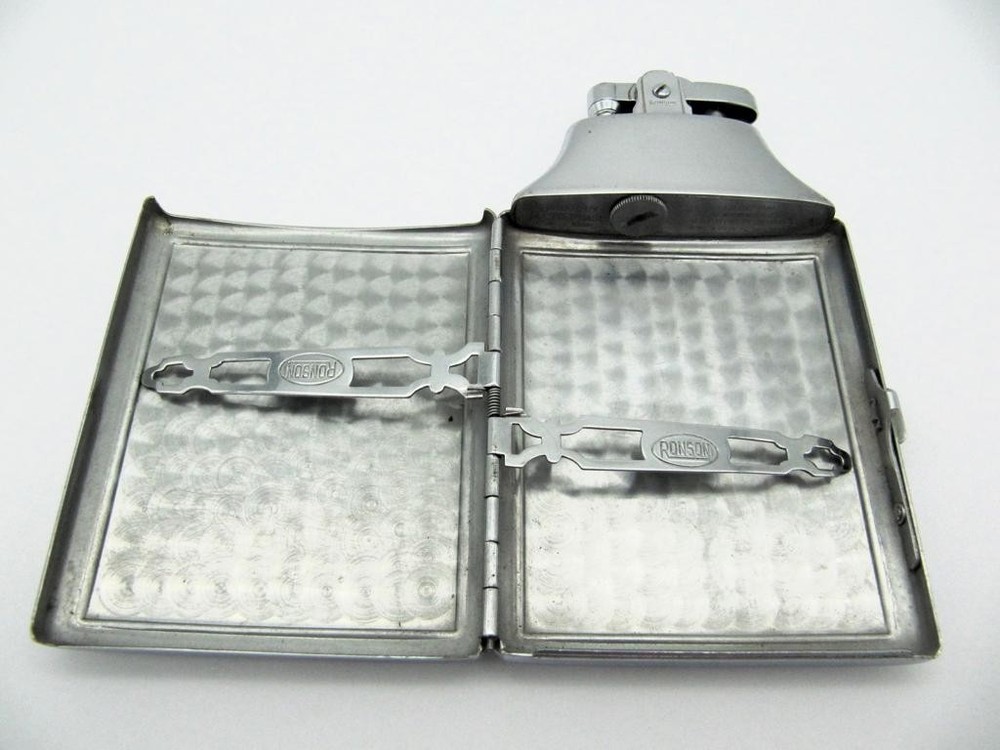 Vintage Ronson 'MasterCase' cigarette lighter/case