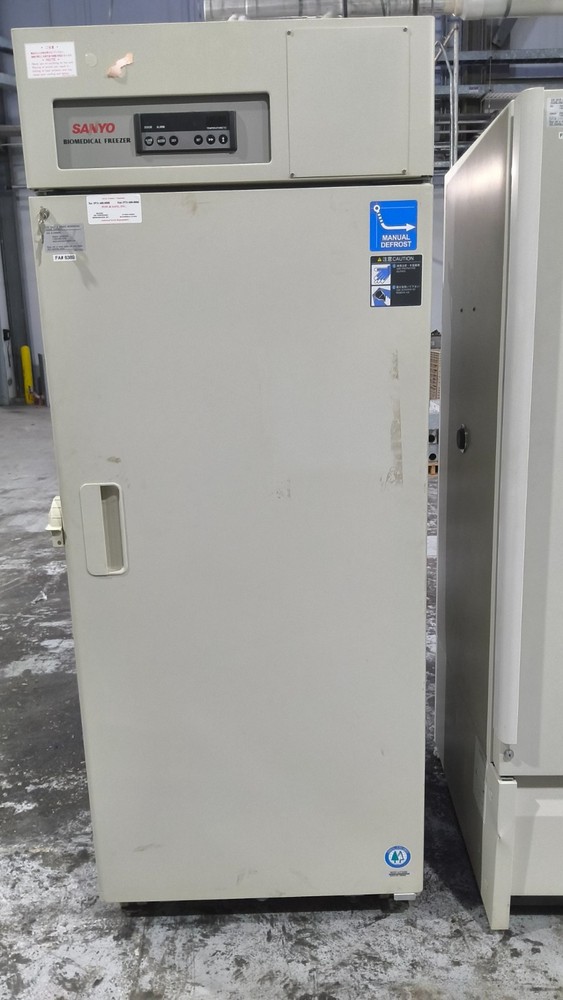 Sanyo Biomedical Freezer Model MDF-U730M