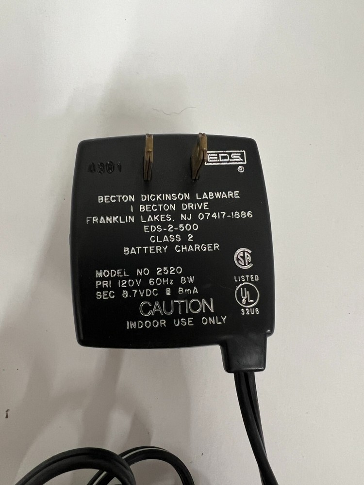 Becton Dickinson 8.7 VDC 8mA Battery Charger Pre-Owned